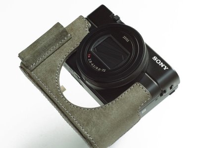 Photo2: Leather Camera Body Suit [for SONY RX100M6]