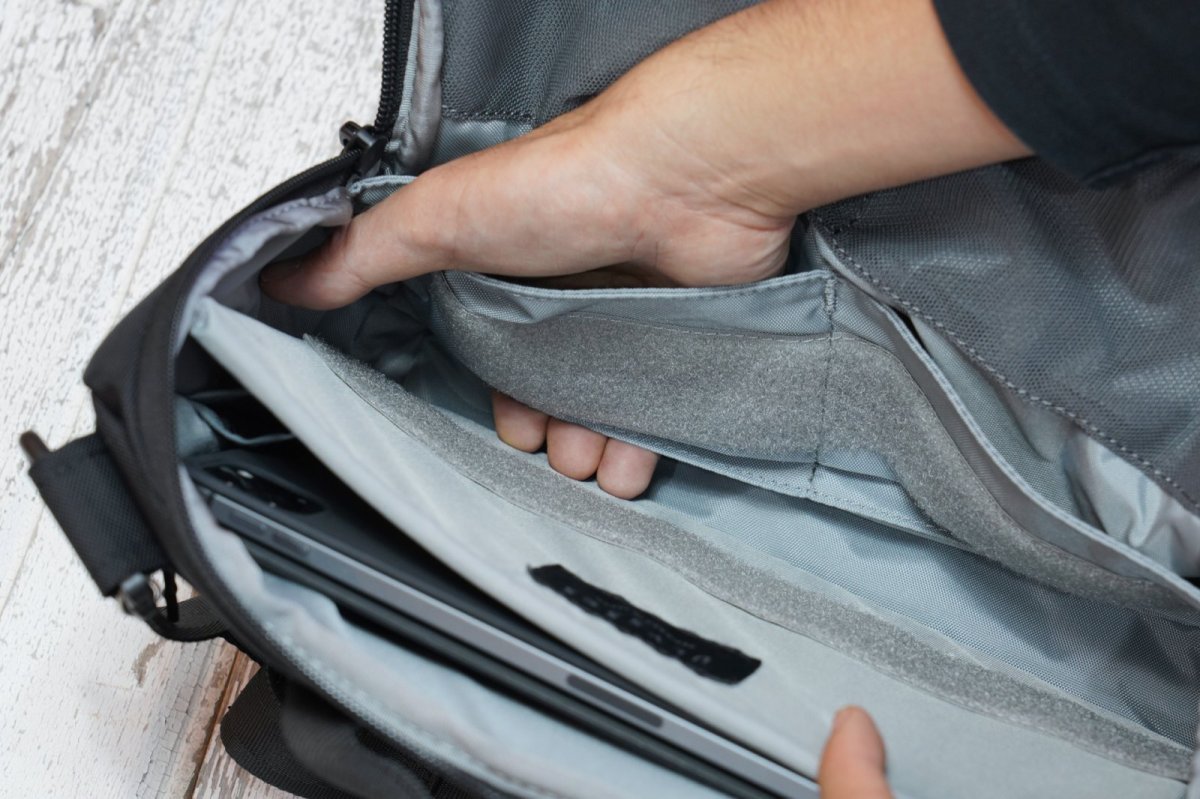 Photo20: iPad bag [ DRIFT 2 ] (20)