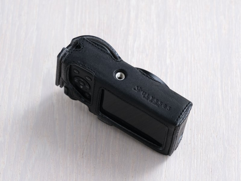 Photo1: Leather Camera Body Suit [for Ricoh GR4]