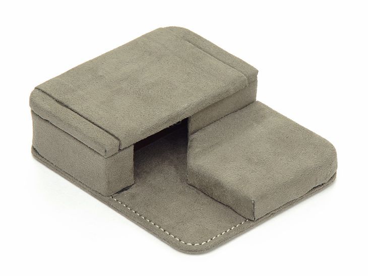 The Optional Cushion Stand