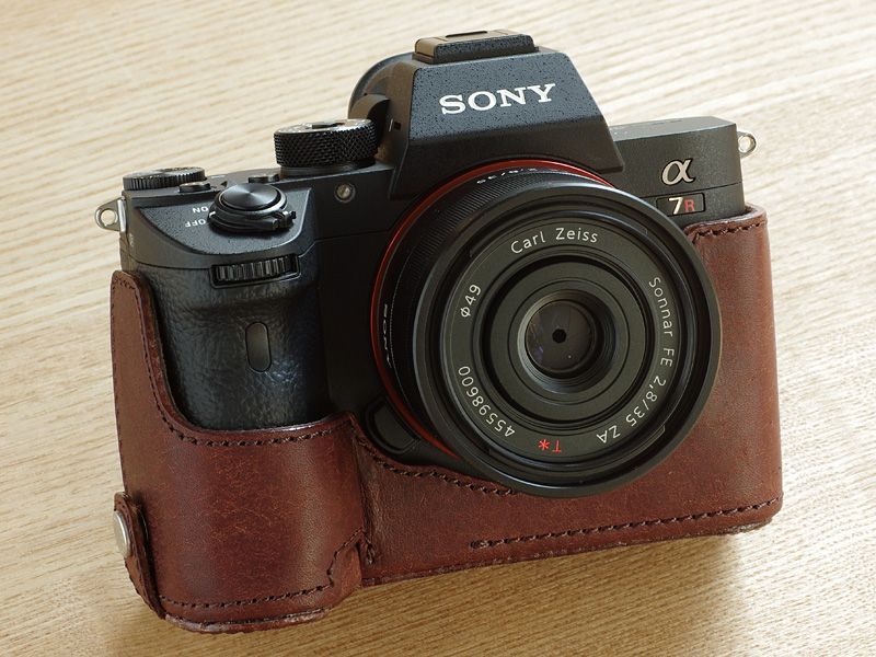 Leather Camera Body Suit [for SONY a7 III / a7R III / a9]