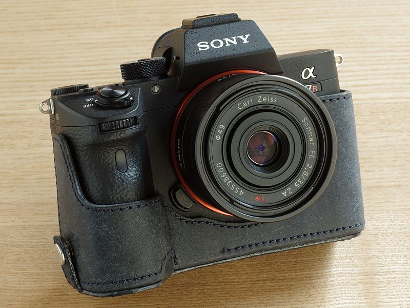 Leather Camera Body Suit [for SONY a7 III / a7R III / a9]