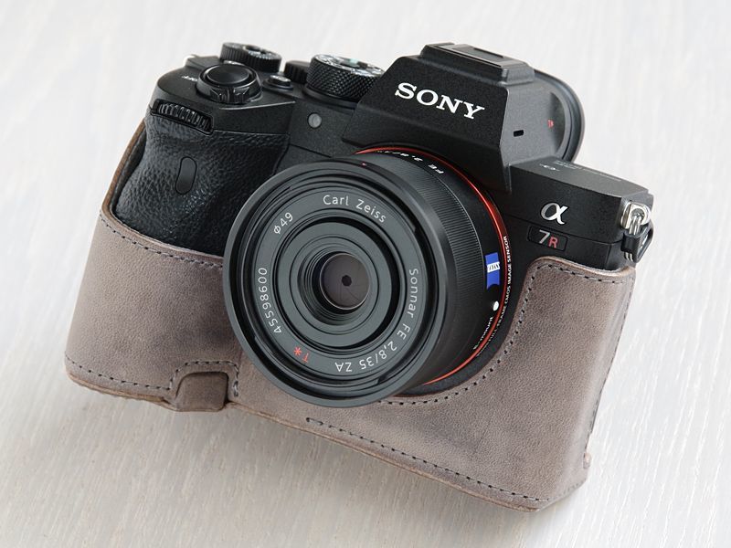 Leather Camera Body Suit [for SONY a7R IV / a9 II / a7S III]